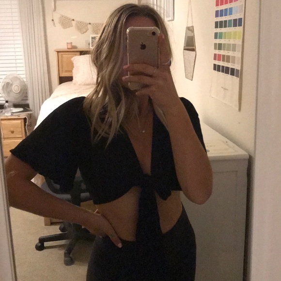 Audrey 3+1 Tops - crop tie front top flowy arms